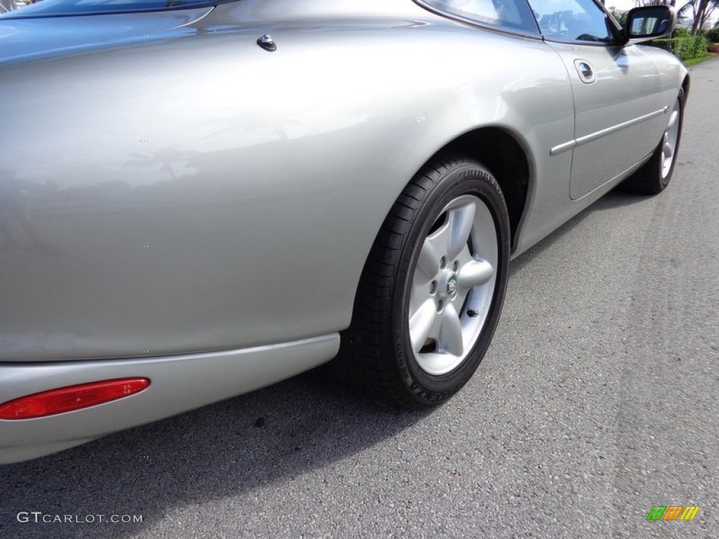 1999 XK XK8 Coupe - Meteorite SIlver Metallic / Oatmeal photo #26