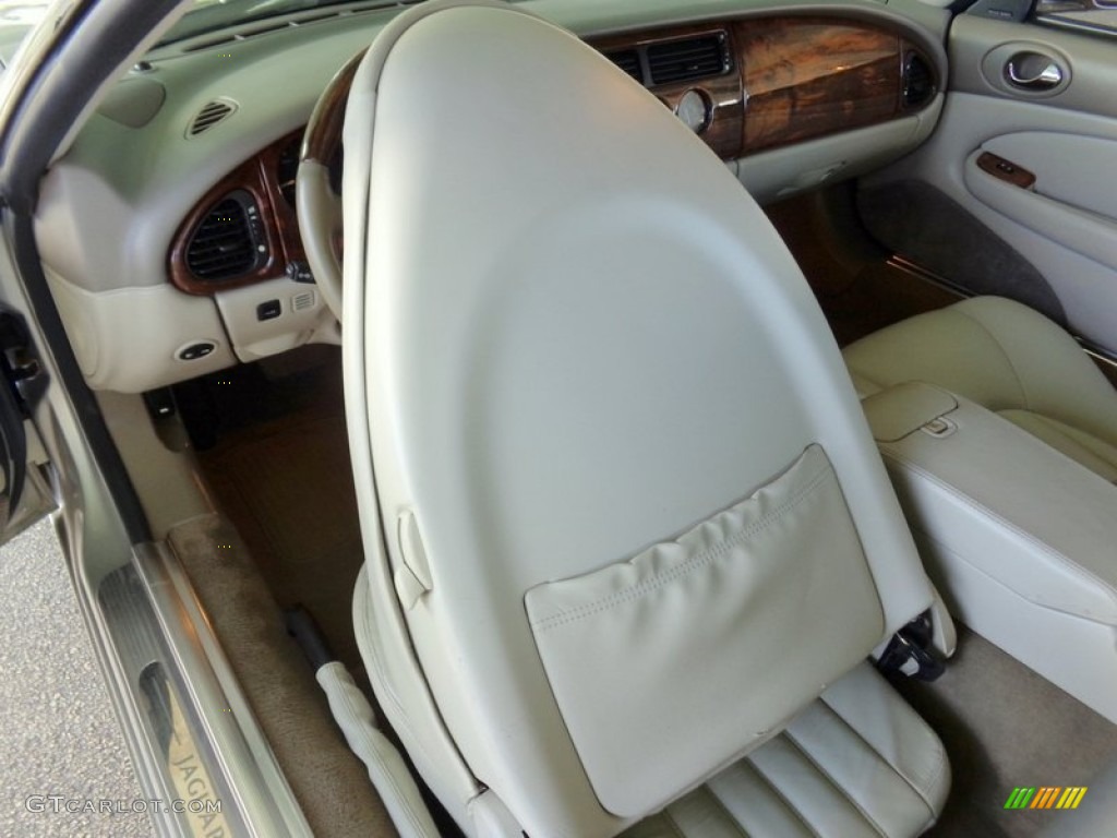 1999 XK XK8 Coupe - Meteorite SIlver Metallic / Oatmeal photo #36