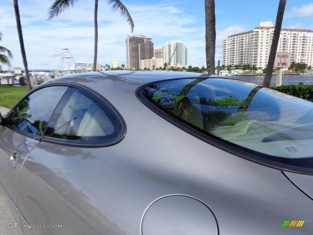 1999 XK XK8 Coupe - Meteorite SIlver Metallic / Oatmeal photo #42