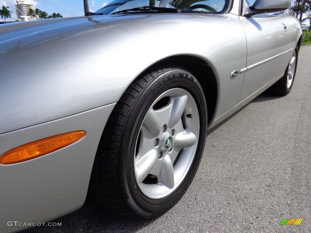 1999 XK XK8 Coupe - Meteorite SIlver Metallic / Oatmeal photo #49