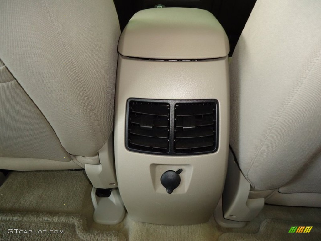 2007 Edge SE - Light Sage Metallic / Camel photo #44