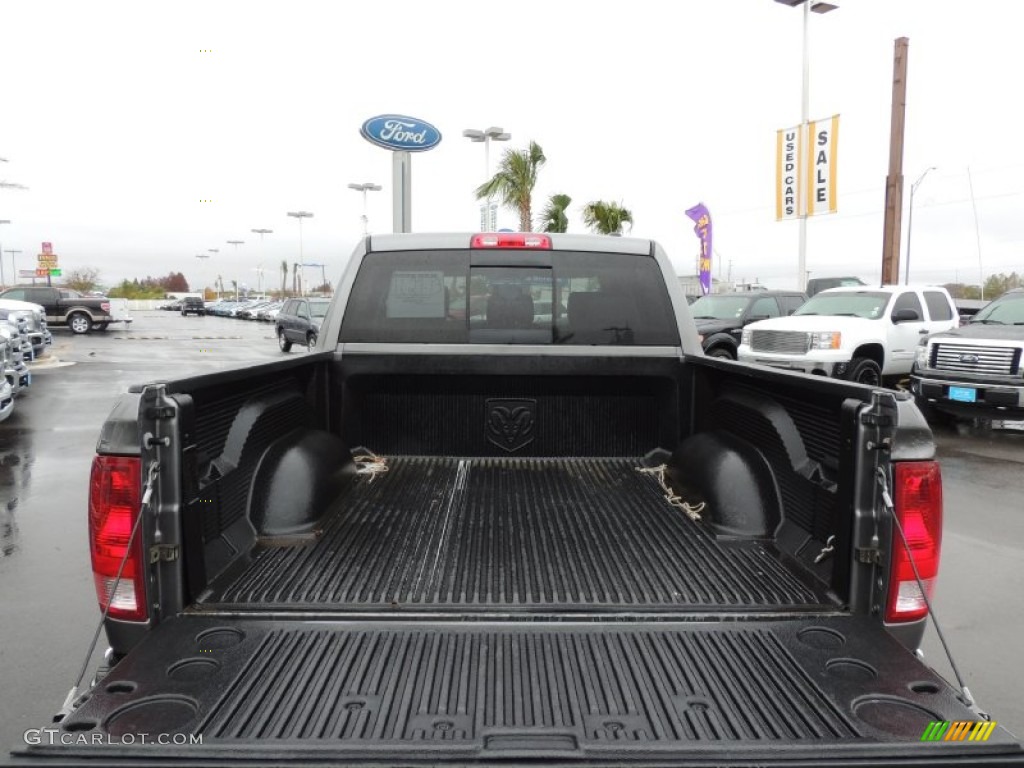 2010 Ram 1500 Laramie Crew Cab 4x4 - Mineral Gray Metallic / Dark Slate/Medium Graystone photo #4
