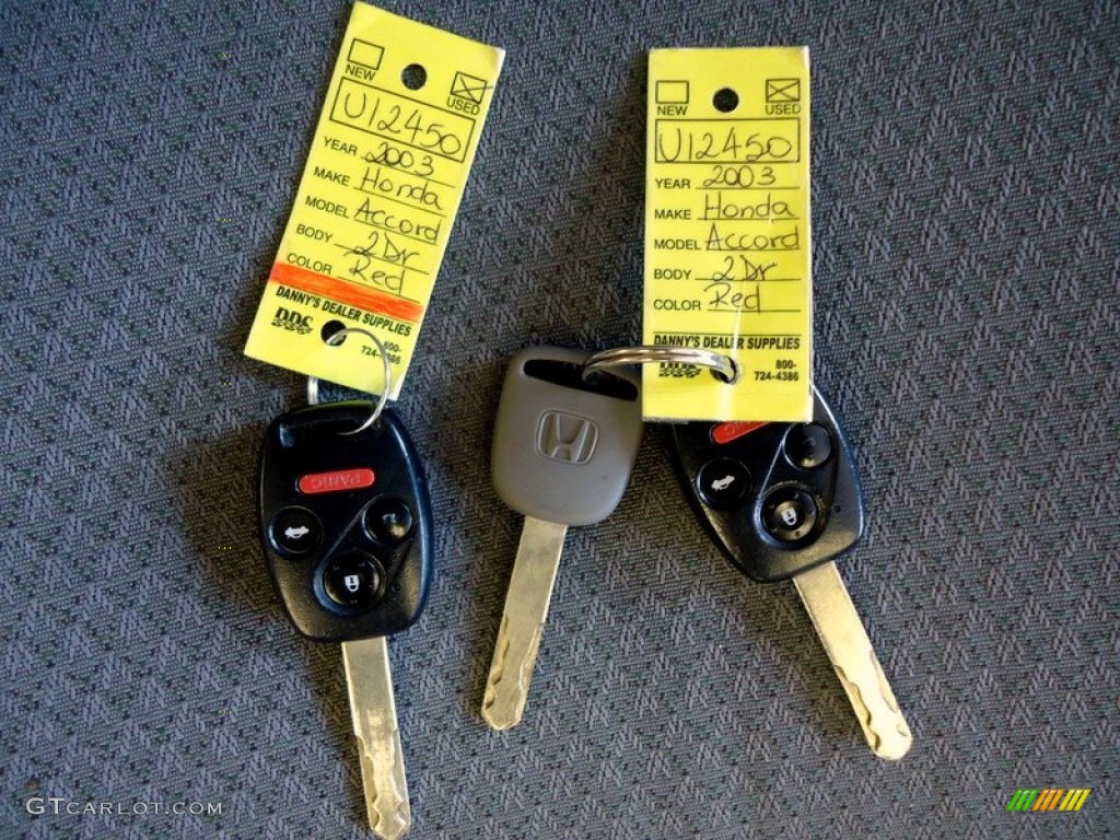 2003 Honda Accord EX V6 Coupe Keys Photos