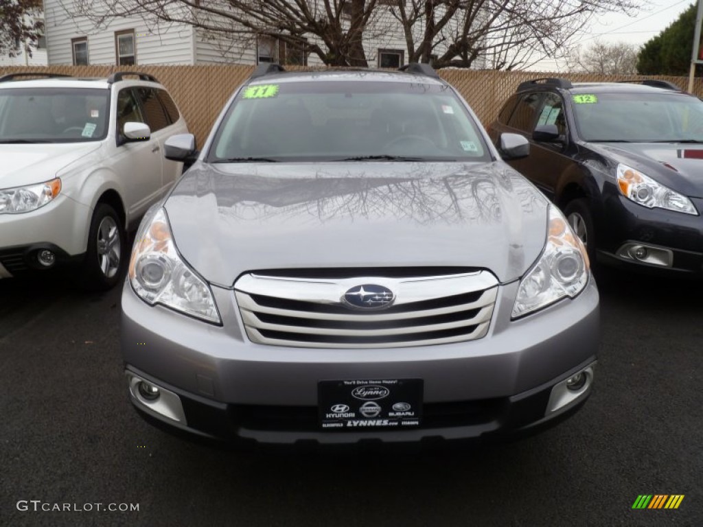2011 Outback 3.6R Premium Wagon - Steel Silver Metallic / Off Black photo #2
