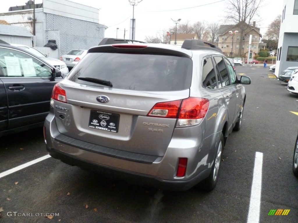 2011 Outback 3.6R Premium Wagon - Steel Silver Metallic / Off Black photo #5