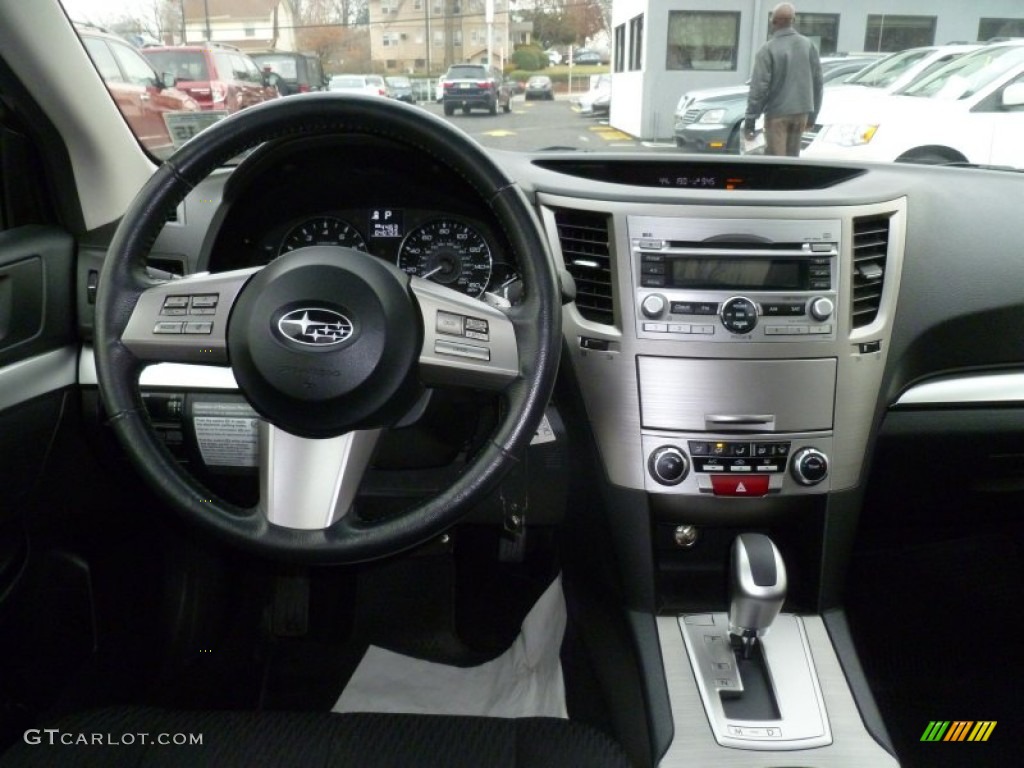 2011 Outback 3.6R Premium Wagon - Steel Silver Metallic / Off Black photo #11