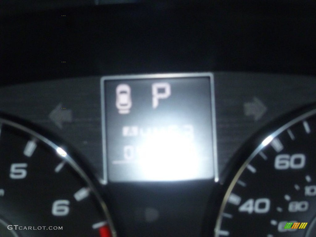 2011 Outback 3.6R Premium Wagon - Steel Silver Metallic / Off Black photo #16