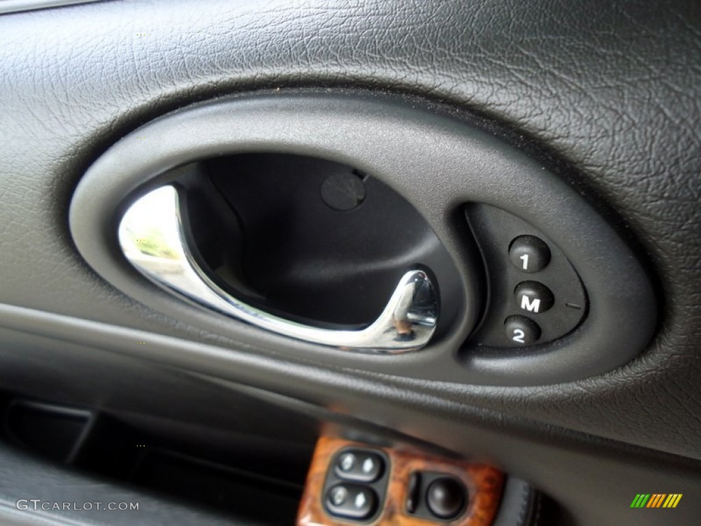 1997 Jaguar XK XK8 Convertible Controls Photo #88619359