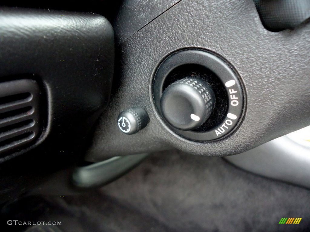 1997 Jaguar XK XK8 Convertible Controls Photos