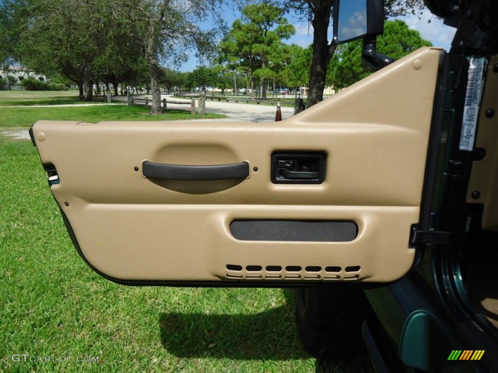 2000 Jeep Wrangler Sahara 4x4 Camel/Dark Green Door Panel Photo #88622917