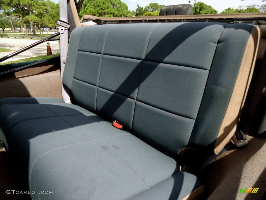 2000 Wrangler Sahara 4x4 - Forest Green Pearl / Camel/Dark Green photo #48