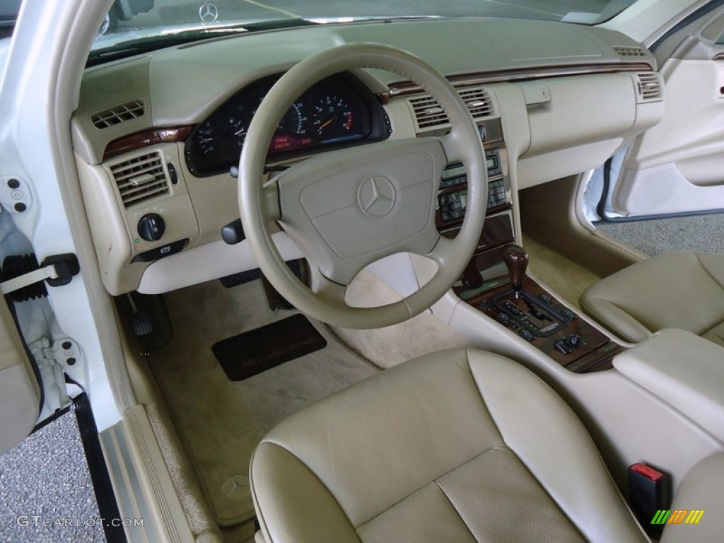 Parchment Interior 1999 Mercedes-Benz E 300TD Sedan Photo #88623265