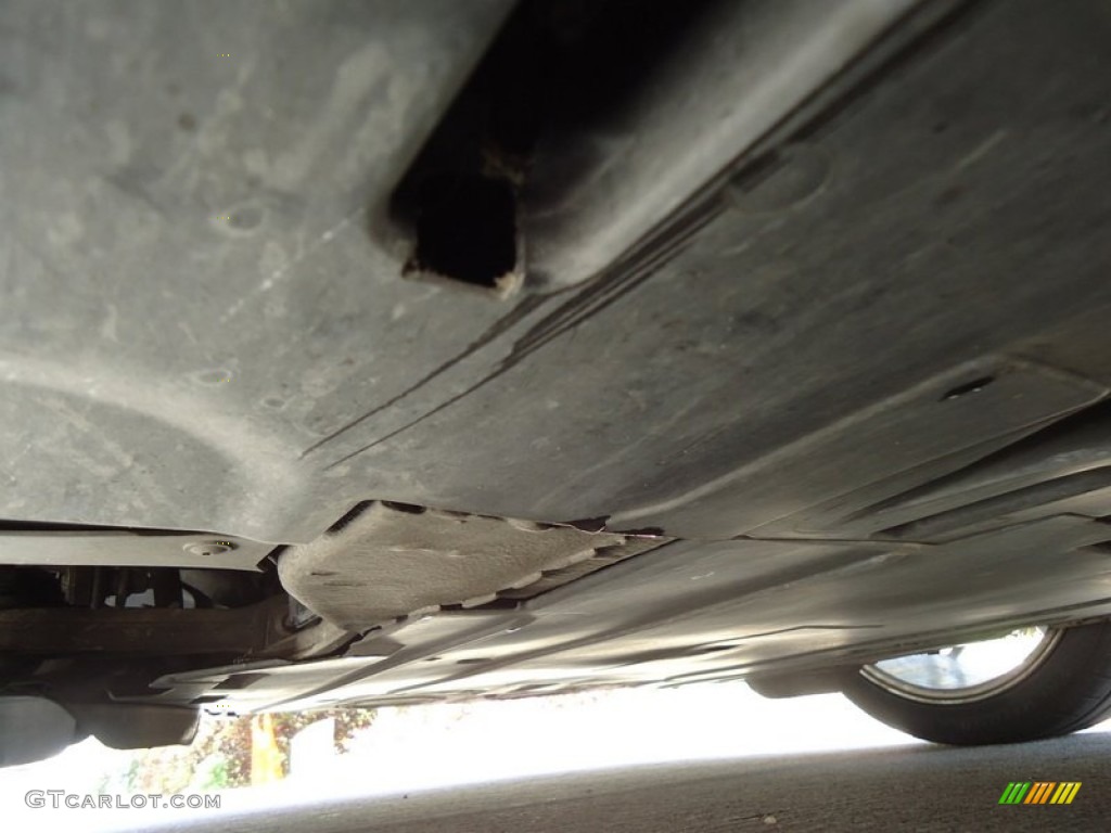 2005 Porsche Boxster Standard Boxster Model Undercarriage Photos