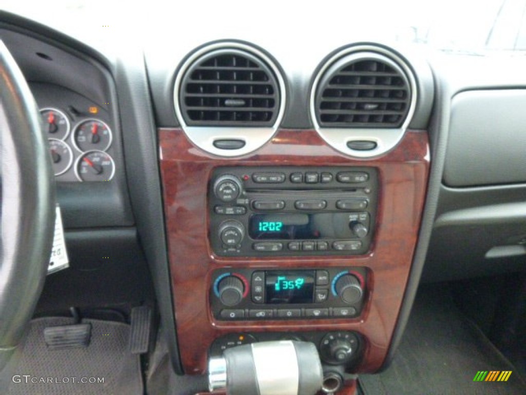 2007 Envoy SLT 4x4 - Sand Beige Metallic / Light Tan/Ebony photo #11