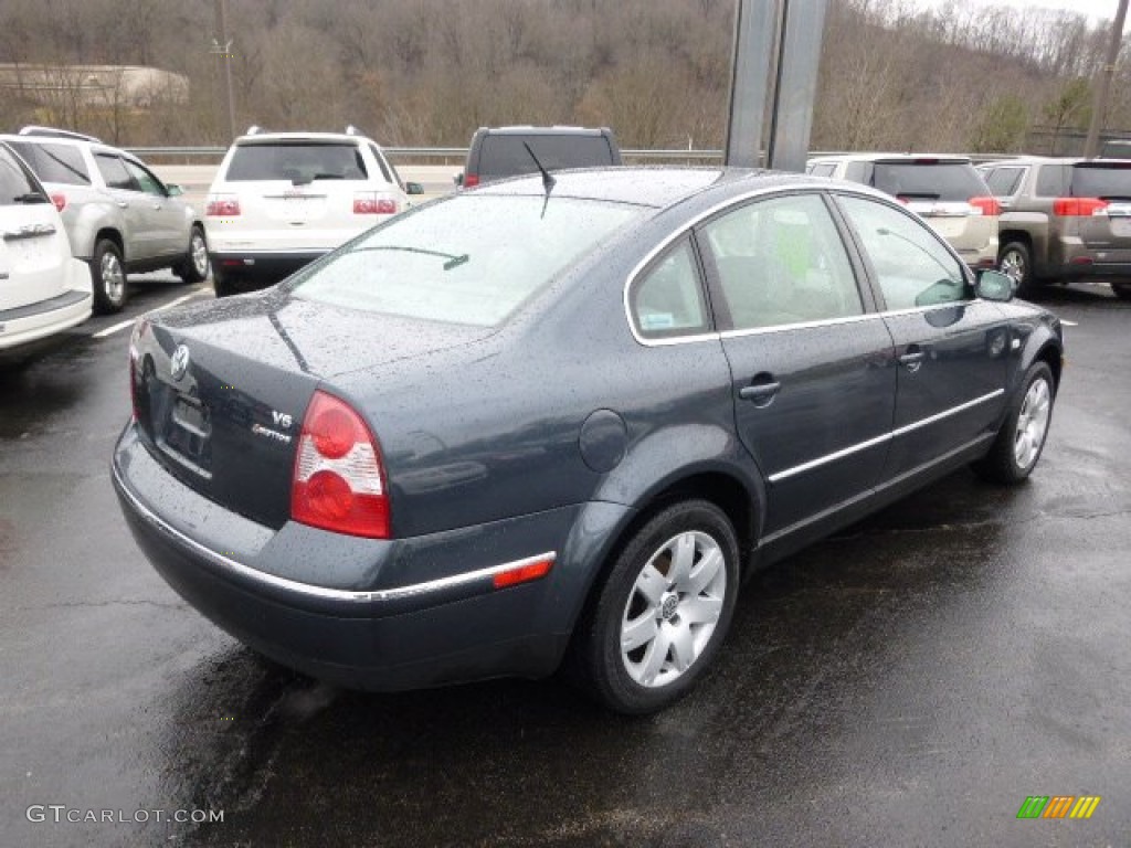2003 Passat GLX 4Motion Sedan - Fresco Green Metallic / Grey photo #5