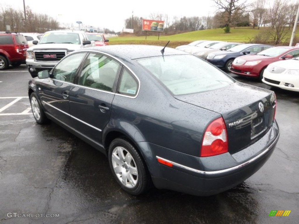 2003 Passat GLX 4Motion Sedan - Fresco Green Metallic / Grey photo #7