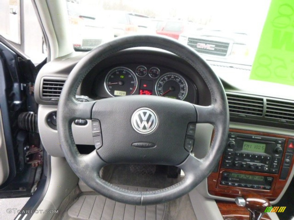 2003 Passat GLX 4Motion Sedan - Fresco Green Metallic / Grey photo #18