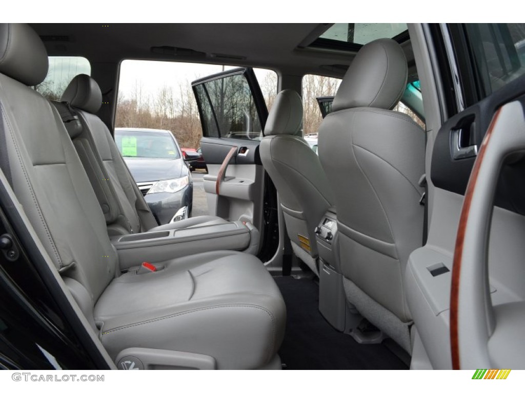 2010 Highlander Limited - Black / Ash photo #12