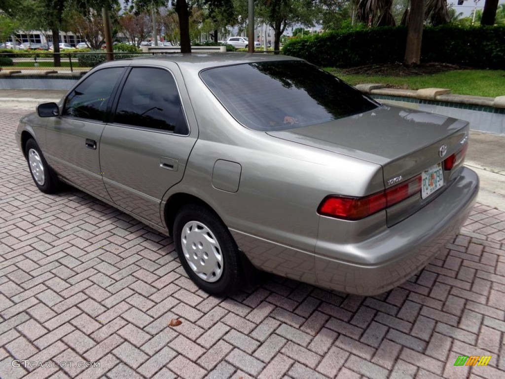 1999 Camry LE - Antique Sage Pearl / Gray photo #9