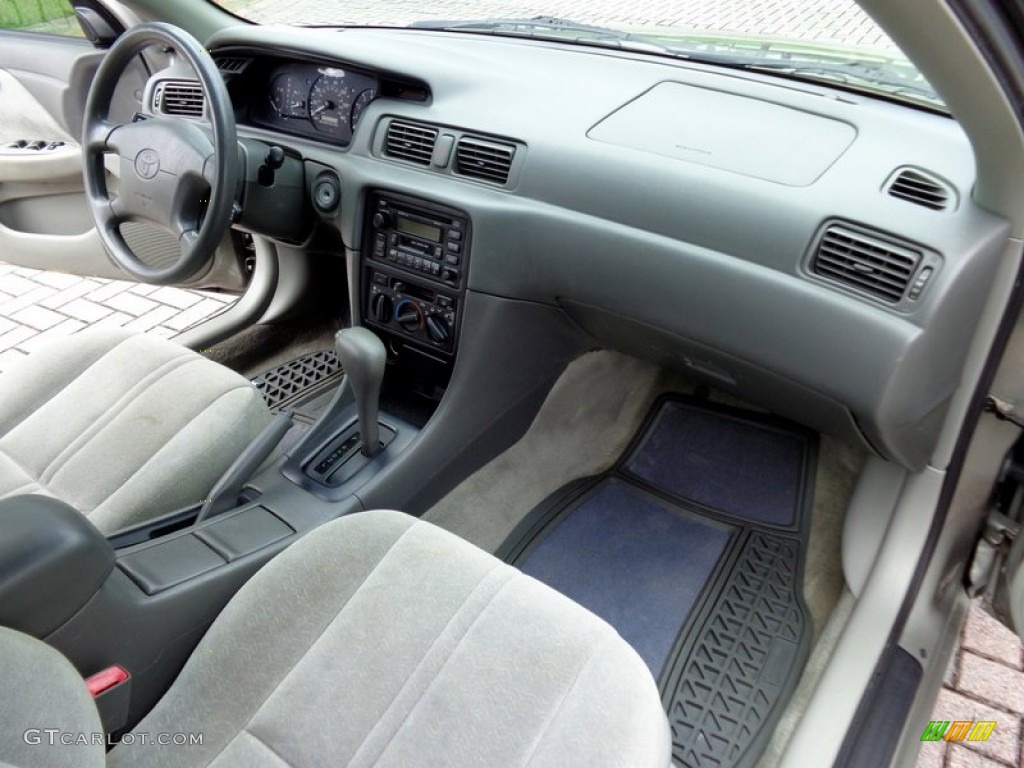 1999 Camry LE - Antique Sage Pearl / Gray photo #12