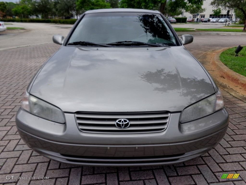 1999 Camry LE - Antique Sage Pearl / Gray photo #15