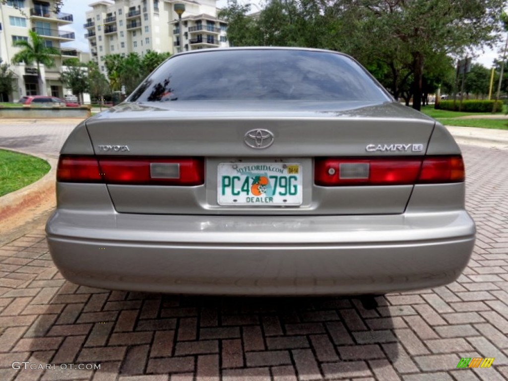 1999 Camry LE - Antique Sage Pearl / Gray photo #26