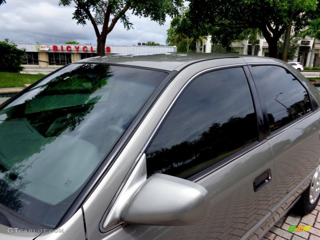 1999 Camry LE - Antique Sage Pearl / Gray photo #41