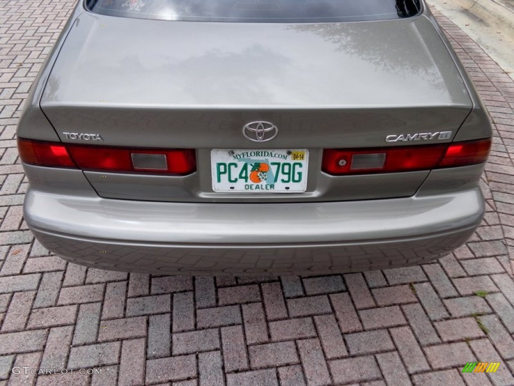 1999 Camry LE - Antique Sage Pearl / Gray photo #44