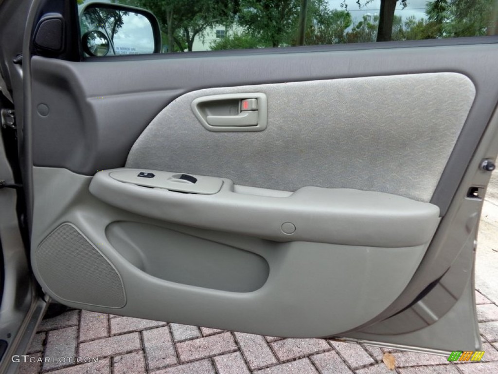1999 Camry LE - Antique Sage Pearl / Gray photo #49