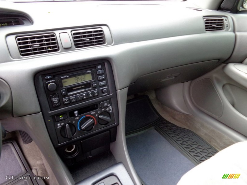 1999 Camry LE - Antique Sage Pearl / Gray photo #68