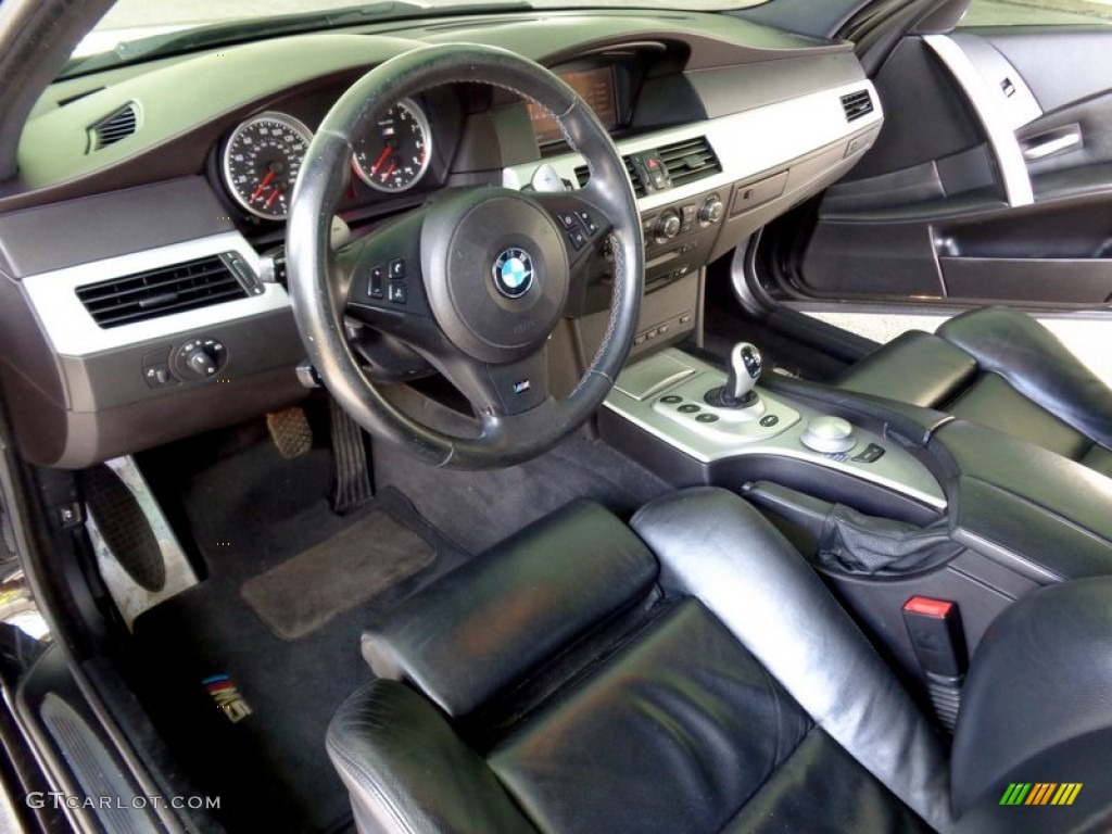 Black Interior 2006 BMW M5 Standard M5 Model Photo #88627951