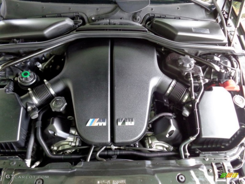2006 BMW M5 Standard M5 Model Engine Photos