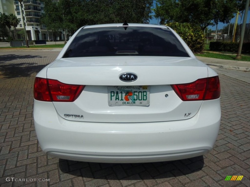 2009 Optima LX - Clear White / Beige photo #5