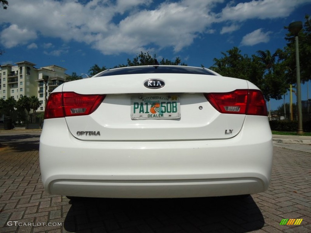 2009 Optima LX - Clear White / Beige photo #33