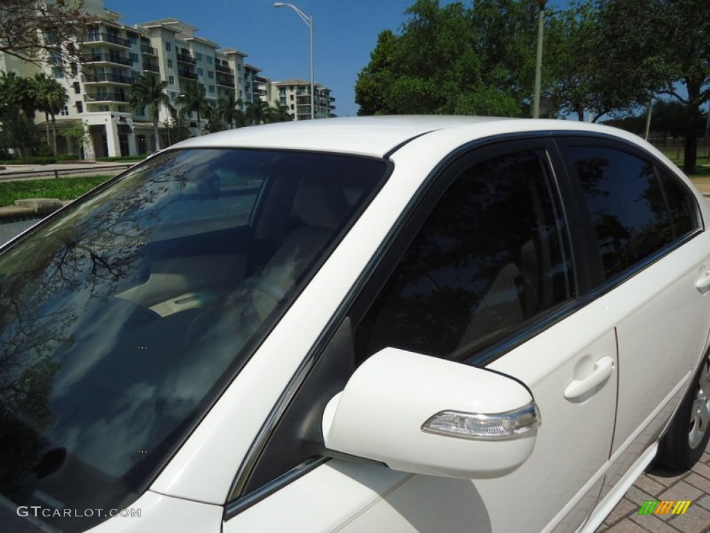 2009 Optima LX - Clear White / Beige photo #34