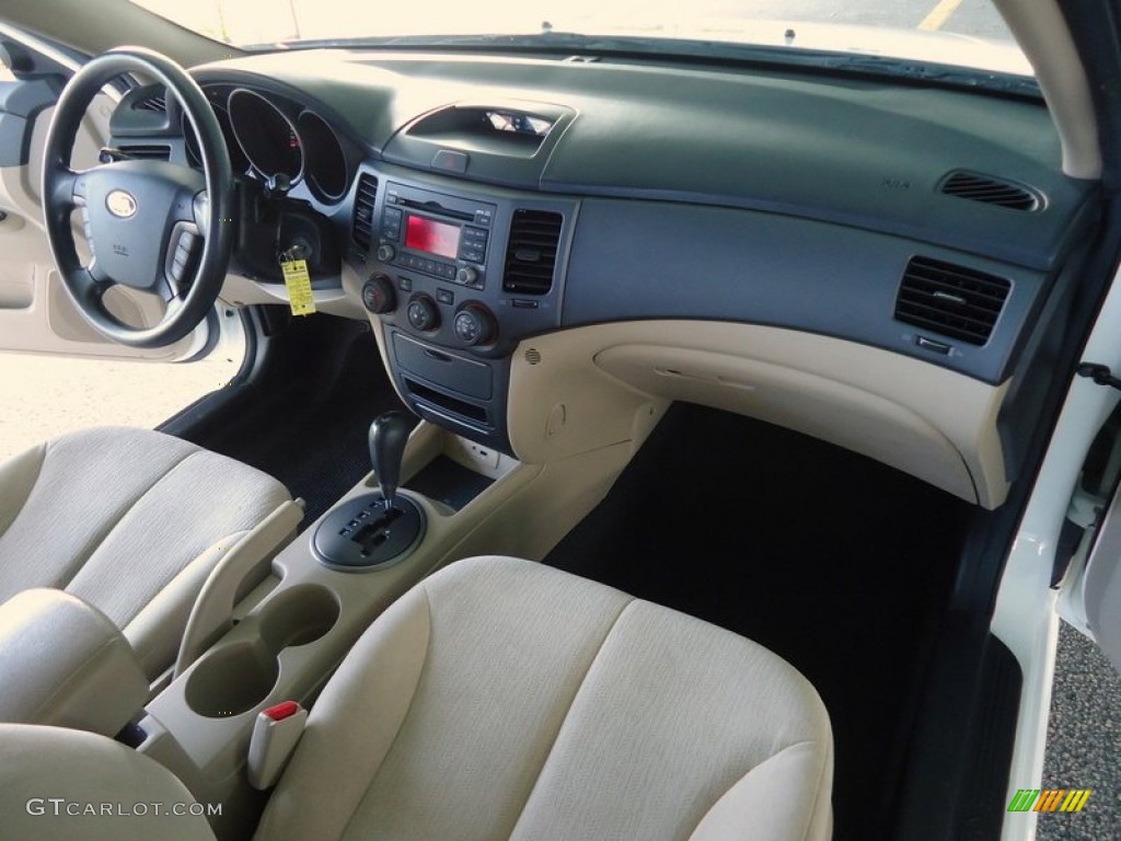 2009 Optima LX - Clear White / Beige photo #60