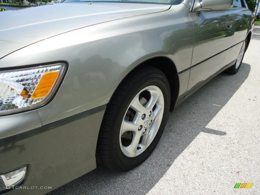 2000 ES 300 Sedan - Antique Sage Pearl / Ivory photo #47