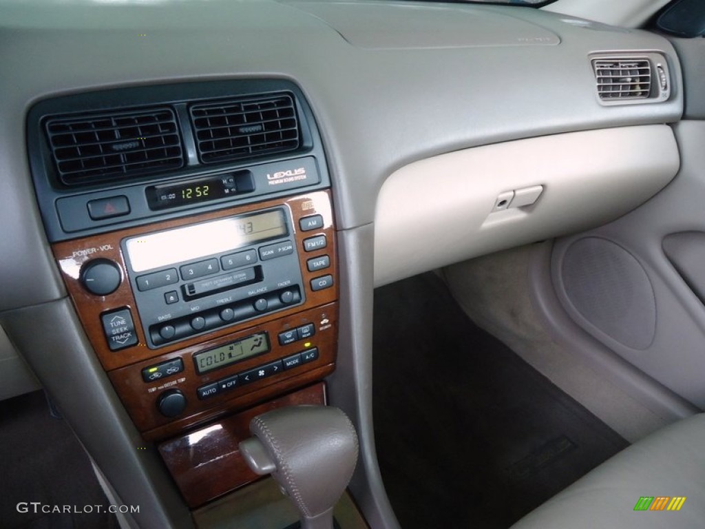 2000 ES 300 Sedan - Antique Sage Pearl / Ivory photo #60