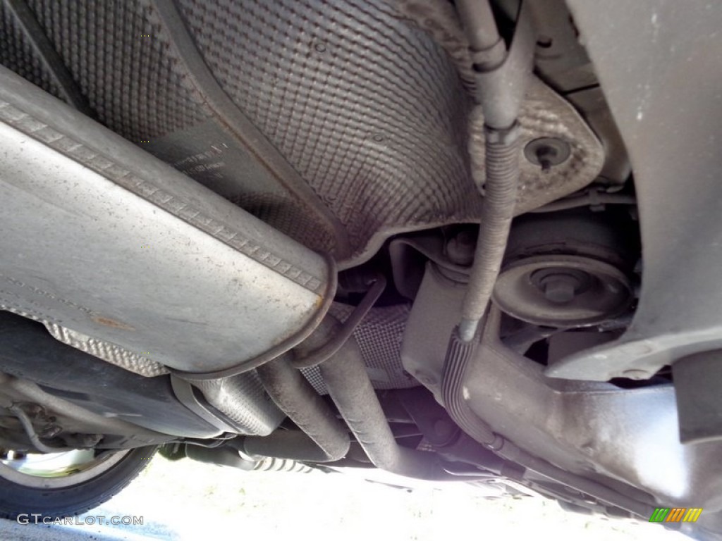 2007 Audi A4 2.0T Sedan Undercarriage Photo #88633309