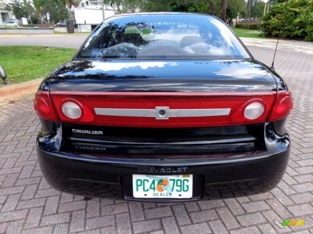 2003 Cavalier Coupe - Black / Graphite Gray photo #7