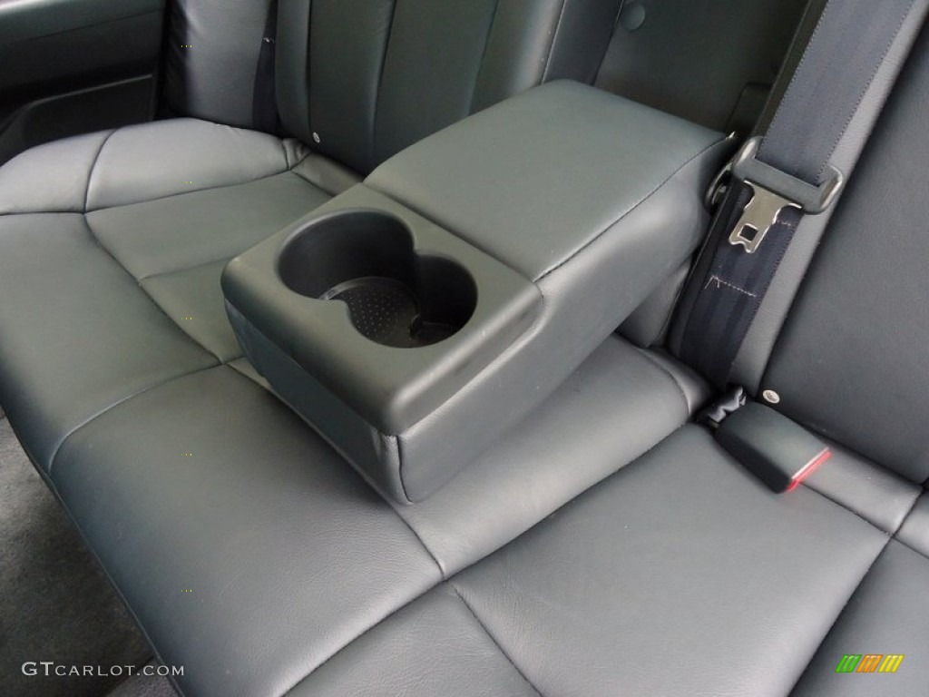 2004 Altima 3.5 SE - Satin White / Charcoal photo #77
