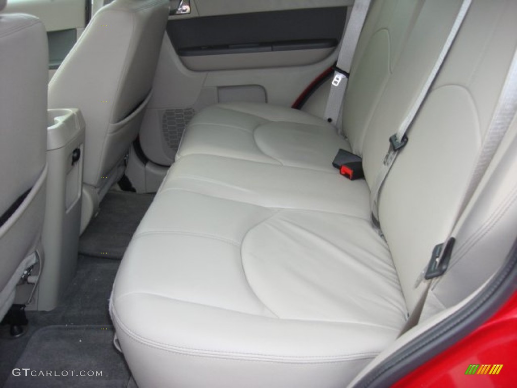 2010 Mariner V6 Premier 4WD - Sangria Red Metallic / Stone photo #12