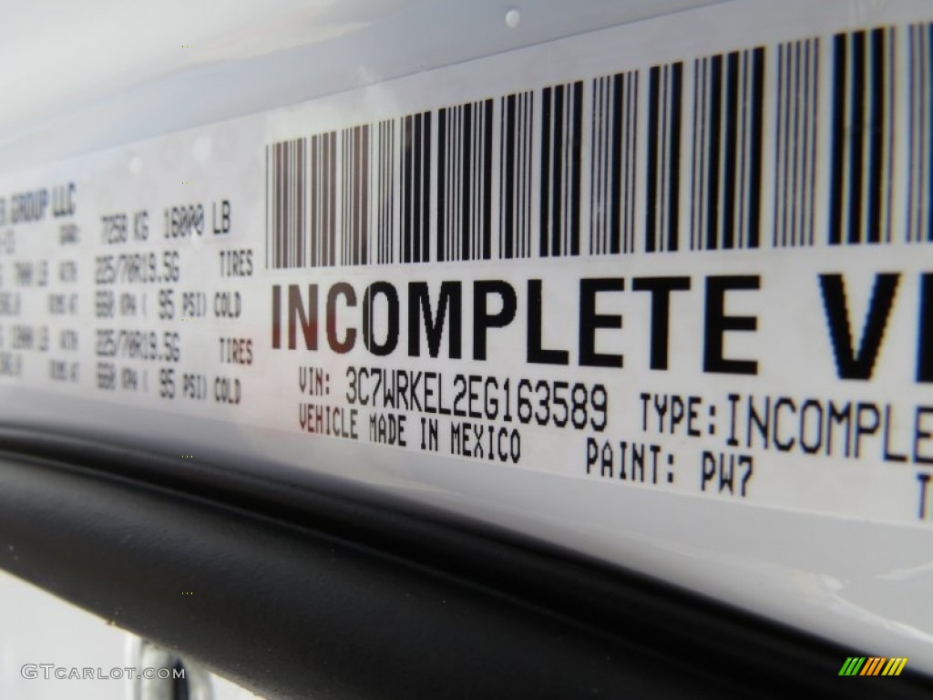 2014 Ram 4500 Tradesman Crew Cab Chassis Color Code Photos