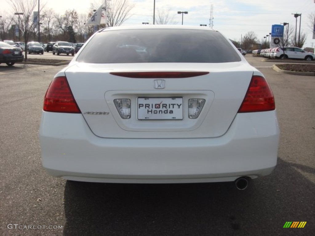 2007 Accord Value Package Sedan - Taffeta White / Ivory photo #5