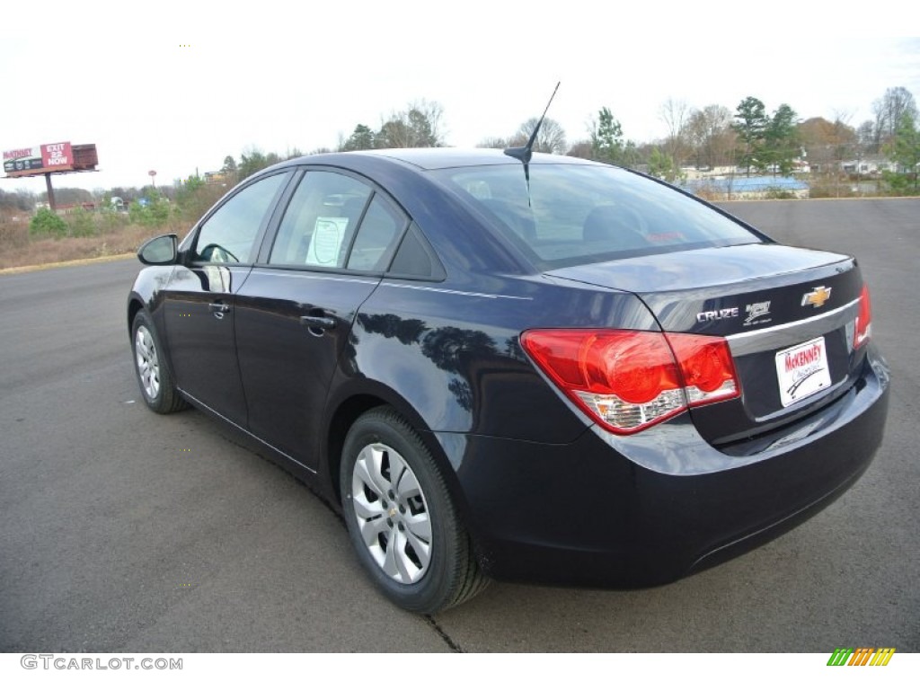 2014 Cruze LS - Blue Ray Metallic / Jet Black/Medium Titanium photo #4