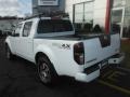 Avalanche White - Frontier Pro-4X Crew Cab 4x4 Photo No. 4