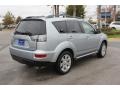 2011 Cool Silver Metallic Mitsubishi Outlander SE  photo #7