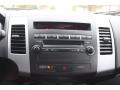 2011 Cool Silver Metallic Mitsubishi Outlander SE  photo #25