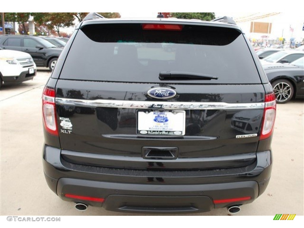 2014 Explorer XLT - Tuxedo Black / Charcoal Black photo #4