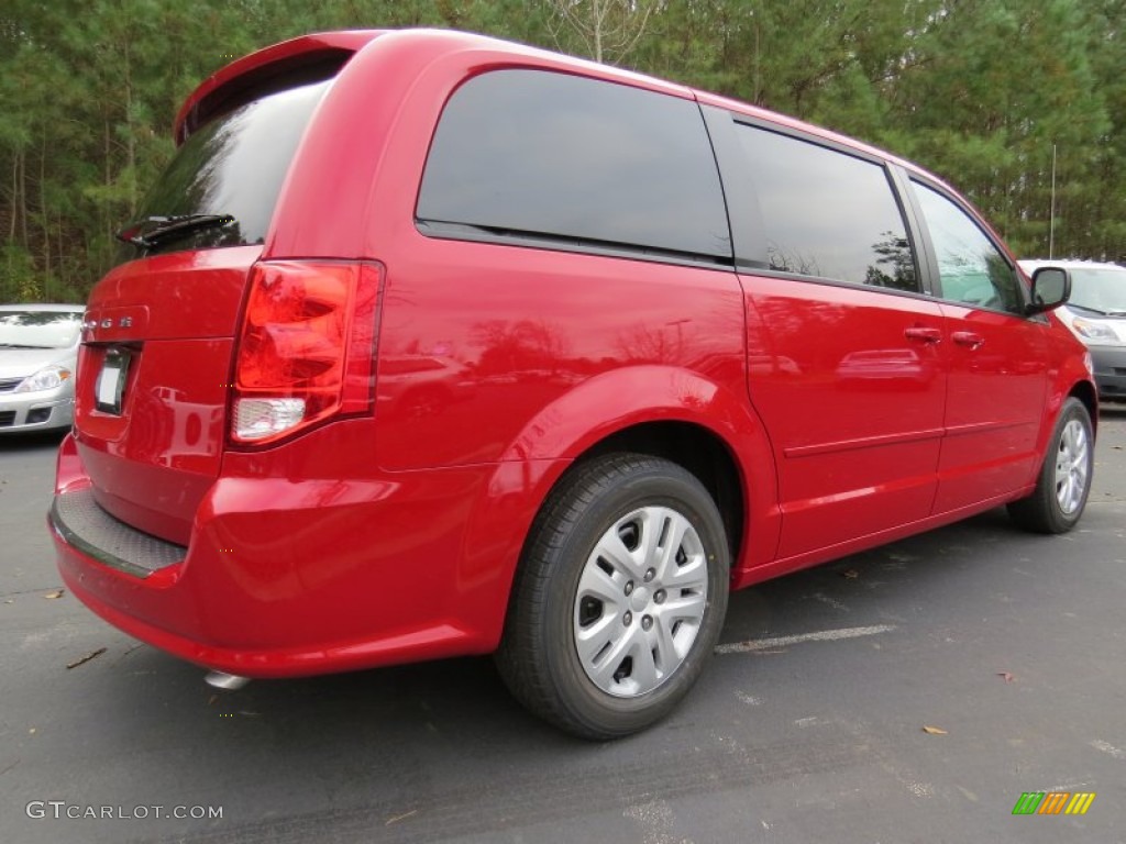 2014 Grand Caravan SE - Redline 2-Coat Pearl / Black/Light Graystone photo #3